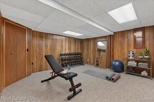 5161 Ledgewood Drive, Commerce Twp, MI 48382