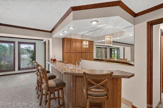 5161 Ledgewood Drive, Commerce Twp, MI 48382