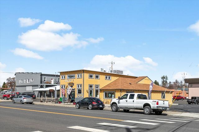 1045 E Evergreen Dr, Medical Lake, WA 99022