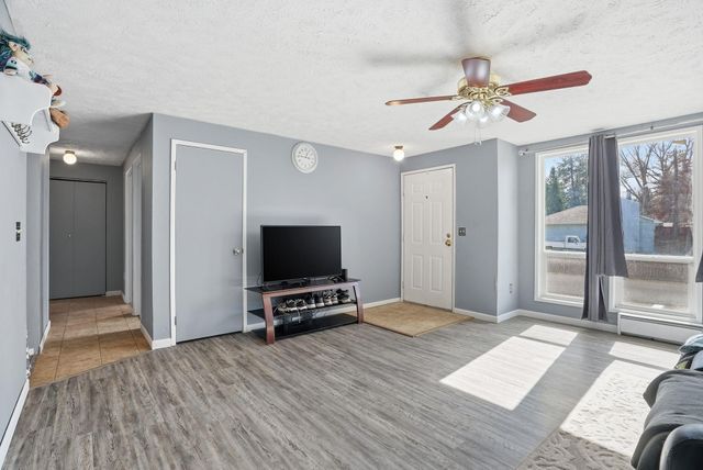 1045 E Evergreen Dr, Medical Lake, WA 99022