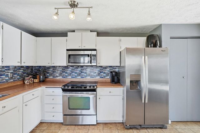 1045 E Evergreen Dr, Medical Lake, WA 99022
