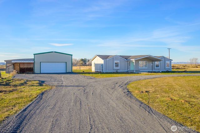 4948 NE E.7 Road, Moses Lake, WA 98837