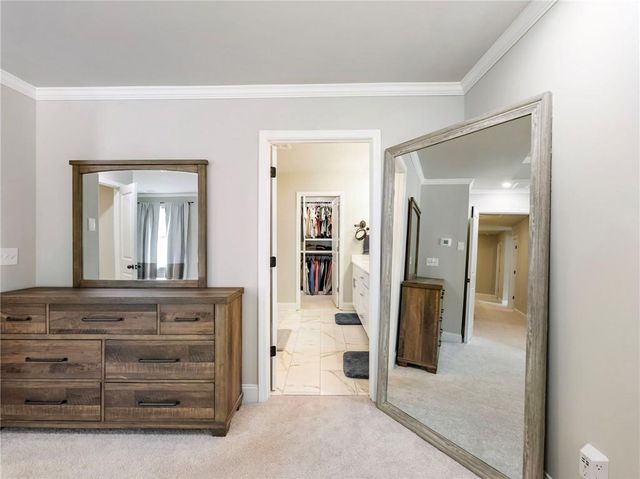 4340 Sierra Creek Drive, Hoschton, GA 30548