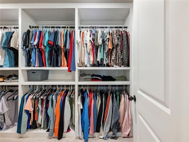 4340 Sierra Creek Drive, Hoschton, GA 30548