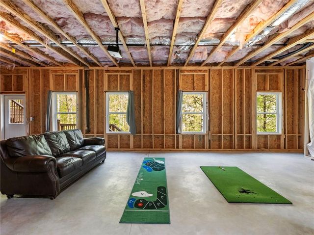 4340 Sierra Creek Drive, Hoschton, GA 30548