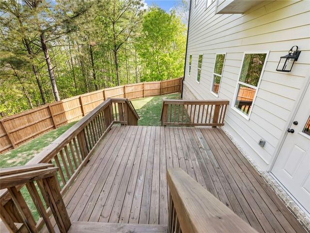 4340 Sierra Creek Drive, Hoschton, GA 30548