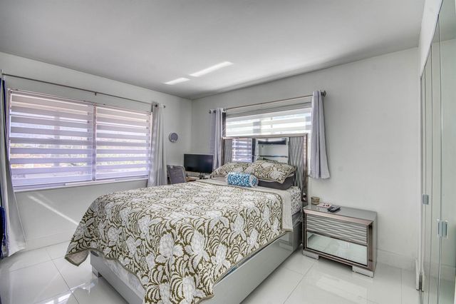 330 Andover M, West Palm Beach, FL 33417