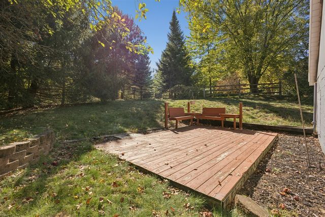 9080 Old Belding Road, Rockford, MI 49341