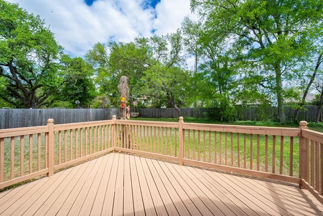 7916 Yaupon DR, Austin, TX 78759