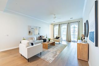 7916 Yaupon DR, Austin, TX 78759