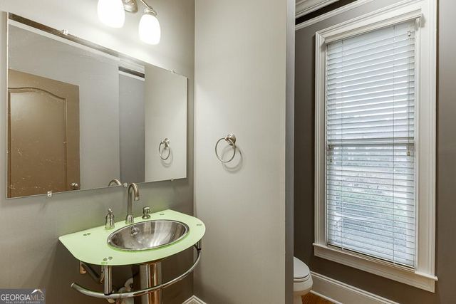 940 Chateau Forest Road, Hoschton, GA 30548