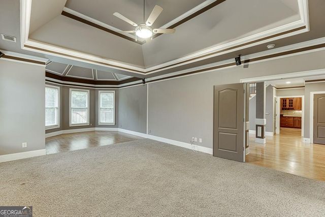 940 Chateau Forest Road, Hoschton, GA 30548