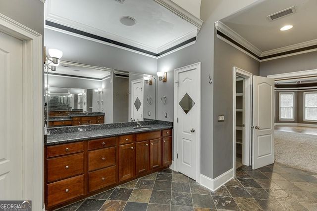 940 Chateau Forest Road, Hoschton, GA 30548