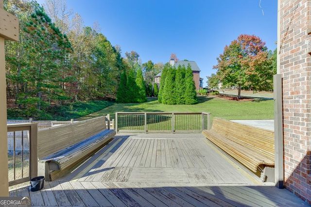 940 Chateau Forest Road, Hoschton, GA 30548