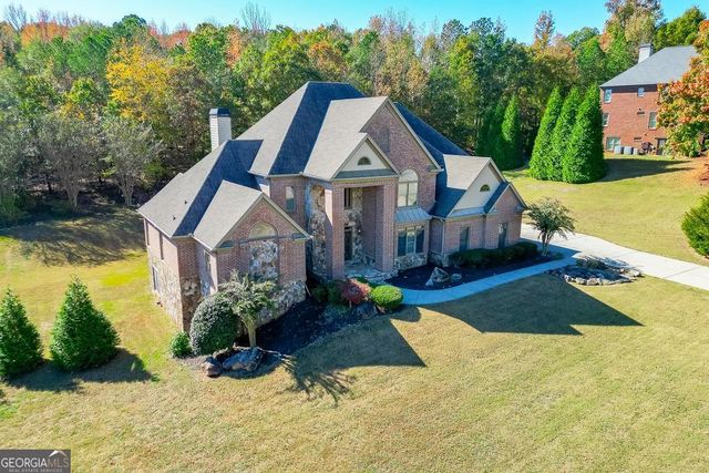 940 Chateau Forest Road, Hoschton, GA 30548
