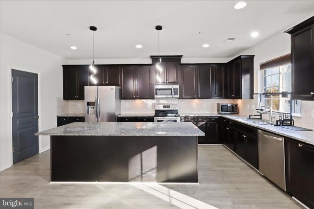 14766 MALLOY CT, Woodbridge, VA 22191