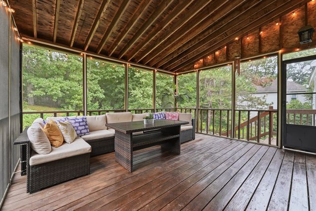 144 Hill St, Concord, MA 01742