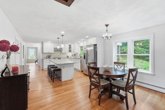 144 Hill St, Concord, MA 01742