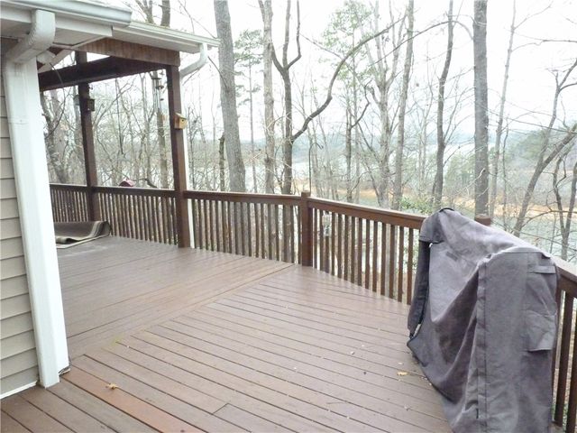 106 Sassafrass Court, Westminster, SC 29693