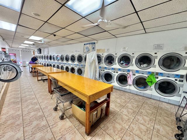 75-11 75-13 METROPOLITAN Avenue, Middle Village, NY 11378