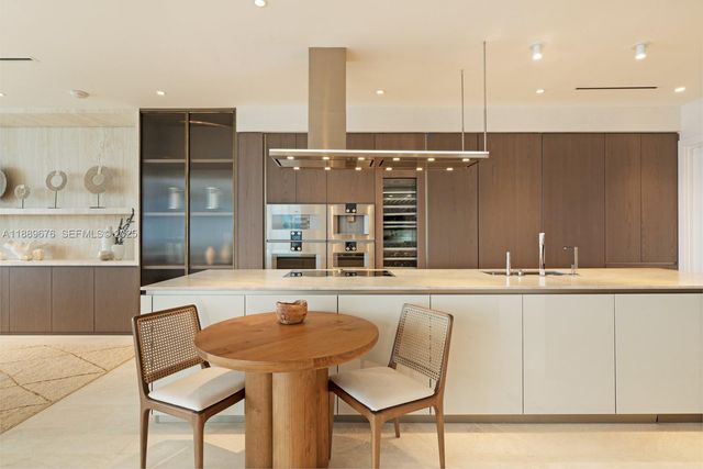 18501 Collins Avenue 2301, Sunny Isles Beach, FL 33160