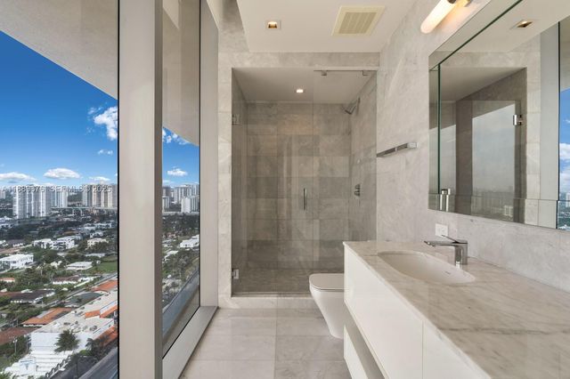 18501 Collins Avenue 2301, Sunny Isles Beach, FL 33160