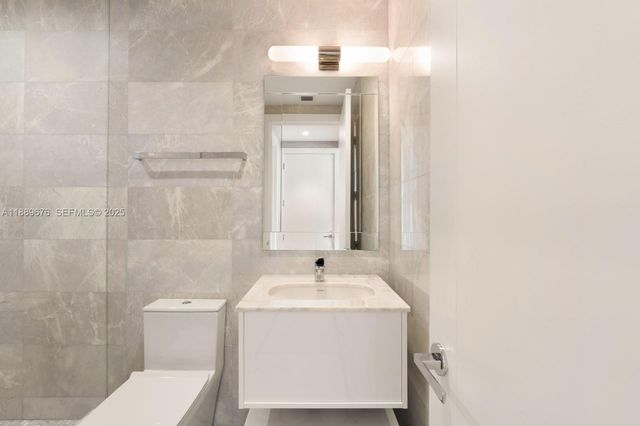 18501 Collins Avenue 2301, Sunny Isles Beach, FL 33160