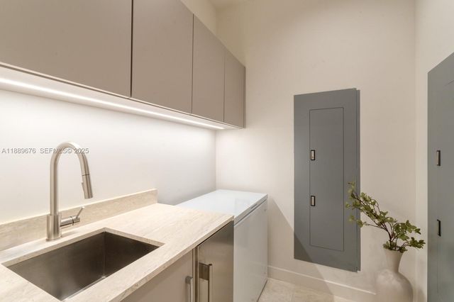 18501 Collins Avenue 2301, Sunny Isles Beach, FL 33160