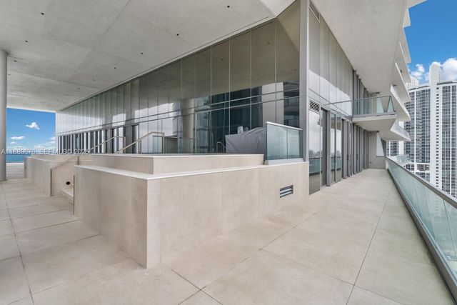 18501 Collins Avenue 2301, Sunny Isles Beach, FL 33160