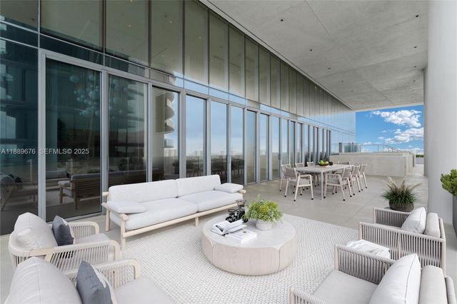 18501 Collins Avenue 2301, Sunny Isles Beach, FL 33160