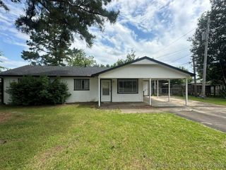 700 W Caddo, Wilburton, OK 74578