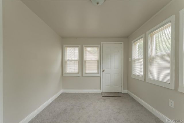 582 Lebaron Avenue, Pontiac, MI 48340