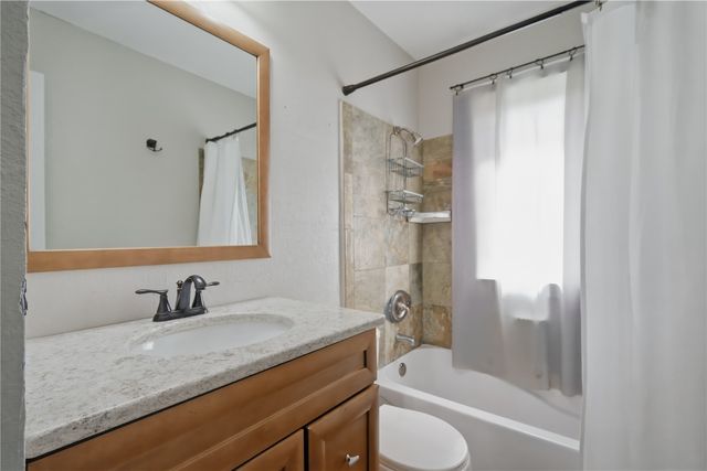 1600 23rd St NW, Cedar Rapids, IA 52405