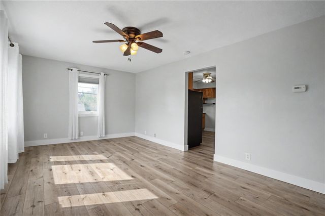 1600 23rd St NW, Cedar Rapids, IA 52405