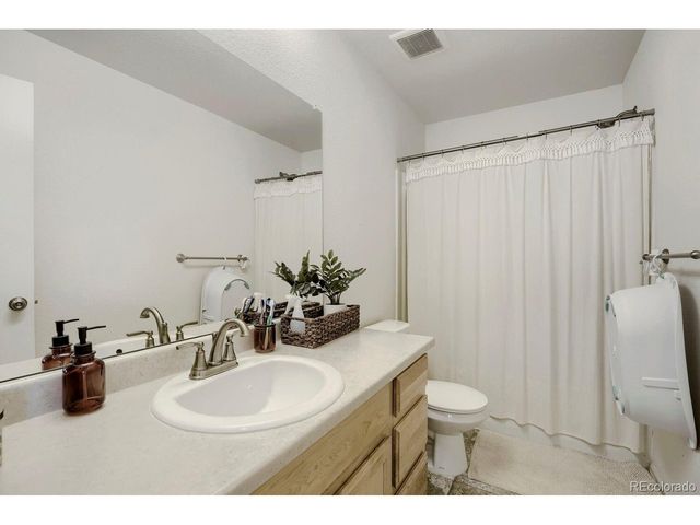 10300 18th St, Greeley, CO 80634