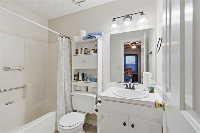 12 Bradford SW Drive, Cartersville, GA 30120