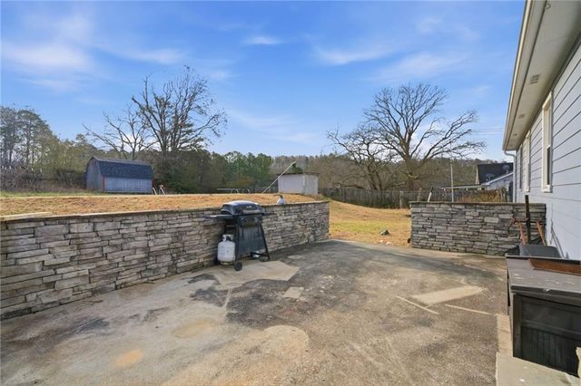 12 Bradford SW Drive, Cartersville, GA 30120