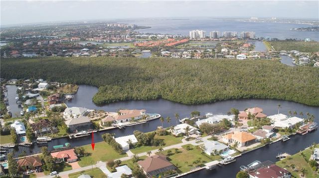 126 Montrose DR, Fort Myers, FL 33919