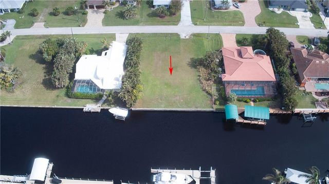 126 Montrose DR, Fort Myers, FL 33919
