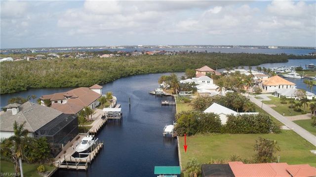 126 Montrose DR, Fort Myers, FL 33919