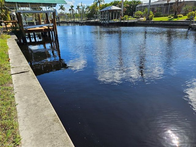 126 Montrose DR, Fort Myers, FL 33919