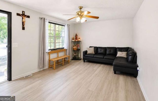 4435 Winding Creek Drive, Cumming, GA 30028