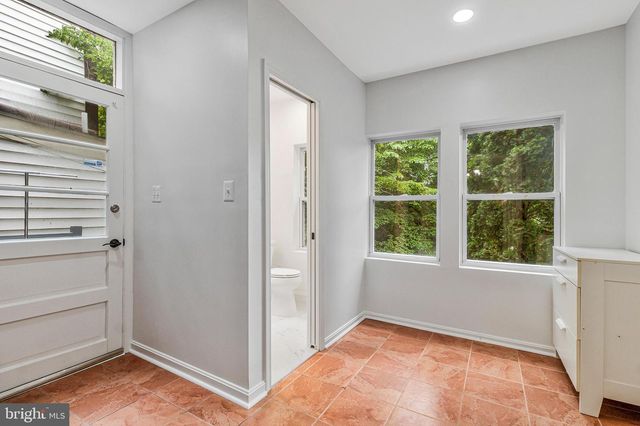 4414 VOLTA PL NW, Washington, DC 20007