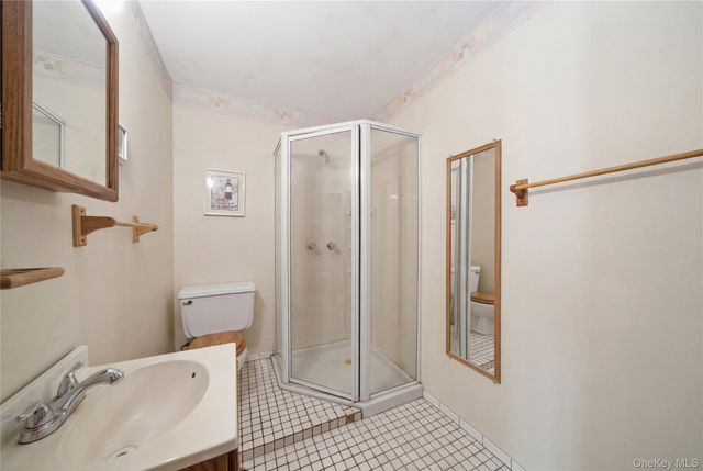 66-28 75th Street, Middle Village, NY 11379