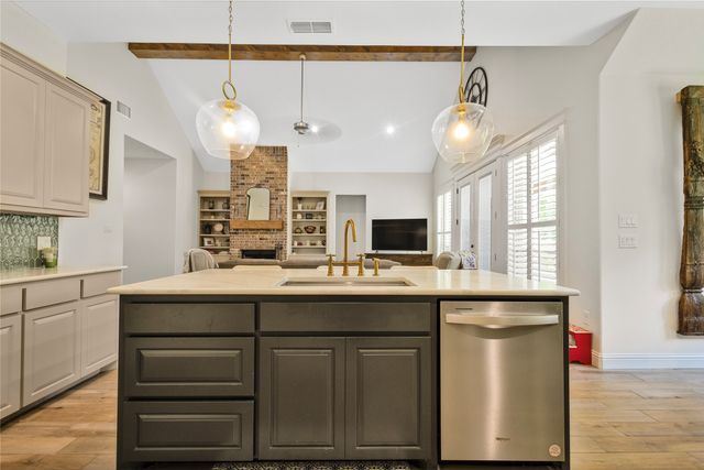 228 Belmont Drive, Willow Park, TX 76087