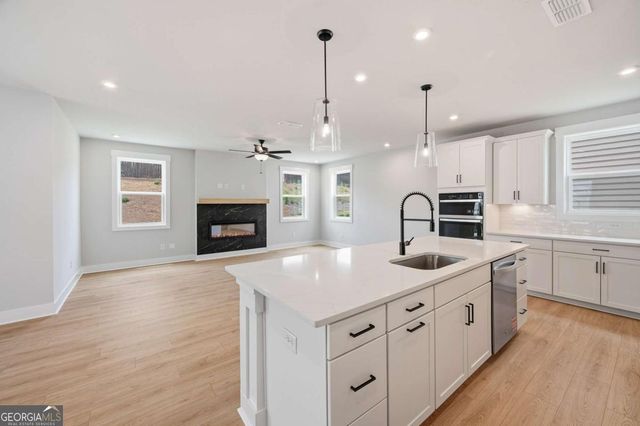 4081 Adler Circle 34, Buford, GA 30519