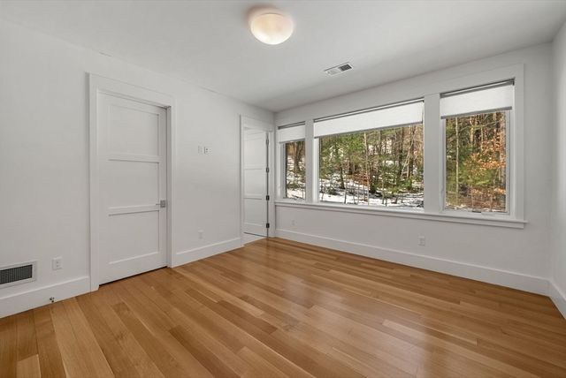 11 Winthrop Circle, Weston, MA 02493