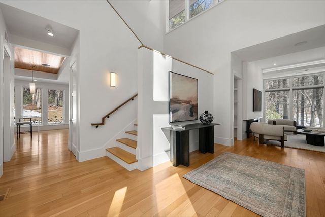 11 Winthrop Circle, Weston, MA 02493