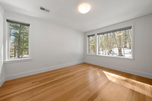 11 Winthrop Circle, Weston, MA 02493