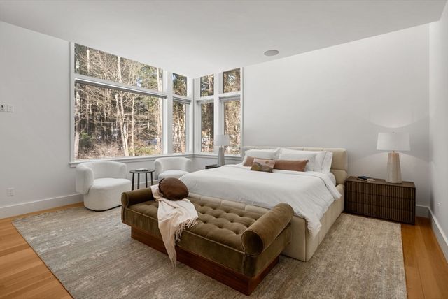 11 Winthrop Circle, Weston, MA 02493